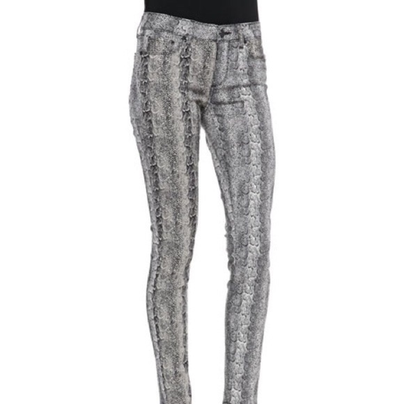 Paige Verdugo Ultra Skinny Jeans in Python Print Size 26 - Picture 3 of 11